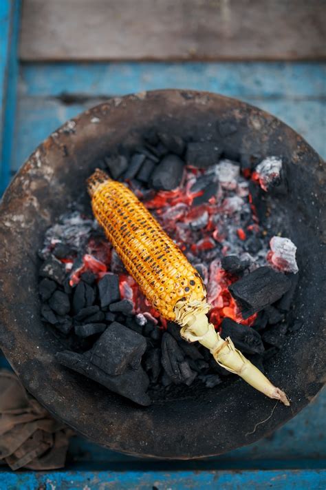 Jagung bakar Images - Free Download on Freepik