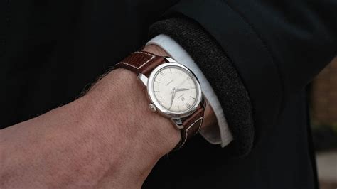 Digital Watch High-Tech 的图像结果