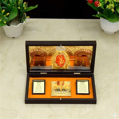 Buy KUSHAL Creations Shree Ashtalakshmi Photo Frame with Charan Paduka ...