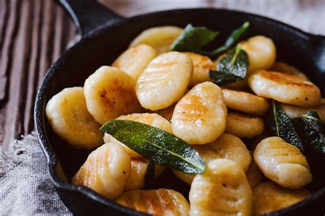 Potato Gnocchi Recipe - Classic Northern Italian Dumplings | Tuscany ...