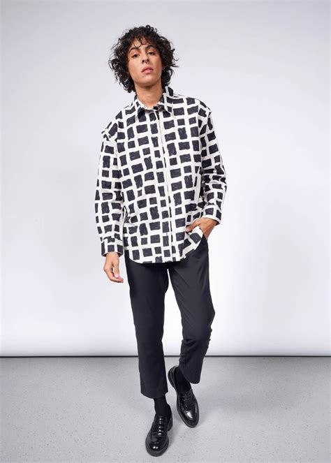 Business-Casual Gender-Neutral 的图像结果