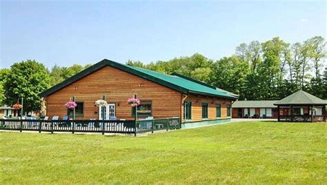 ADIRONDACK LODGE OLD FORGE - Motel Reviews, Photos, Rate Comparison ...