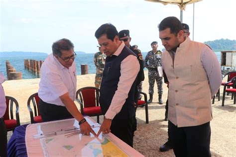 Union Minister Sonowal visits proposed site of Atlanta Bay Major ...