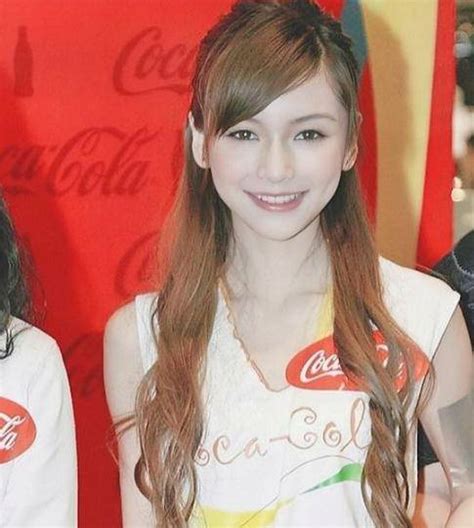 baby18岁混血特征明显，代言可乐销量第一，终于知道她爆红的原因_获得了_人气_日本
