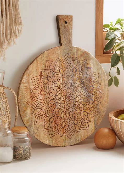 Get Mandala Wood Chopping Board at ₹ 1799 | LBB Shop