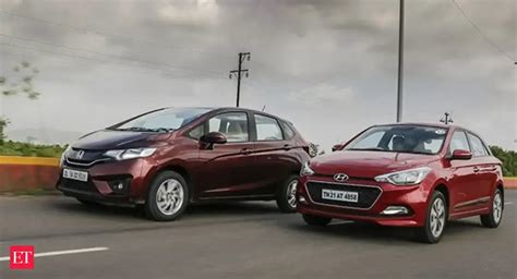 Jazz: Space - 2015 Honda Jazz vs Hyundai Elite i20: Comparison Review ...