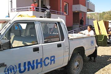 UNHCR's 'rapid village assessment' in Kosovo | UNHCR India