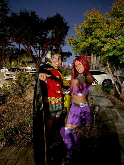 starfire and robin ️ | Cool halloween costumes, Cute couple halloween ...