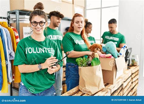 Charity Work 的图像结果