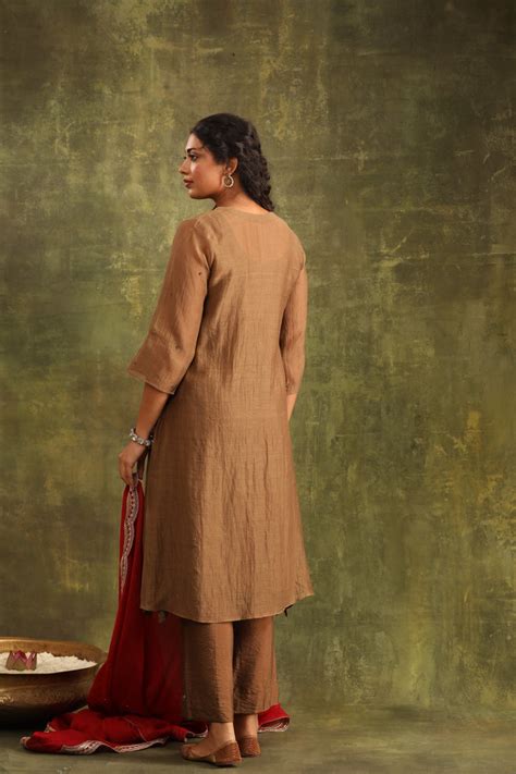 Brown Hand Embroidered Silk Chanderi Suit Set – Trendytokari