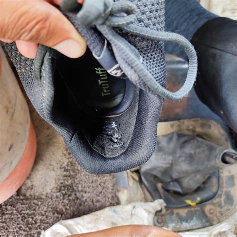 Buy TruTuff Industrial Safety Shoes - Light Weight, Composite Toe ...