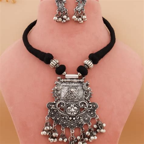Anushka Choker Set – The Nakhra Store