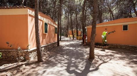 CAMPING LA VECCHIA TORRE (Gallipoli) - Campground Reviews, Photos, Rate ...