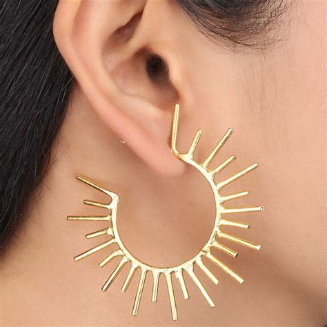 Shop Trendy & Quality Hoop Earrings Online | LBB