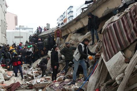 土耳其卫长：地震造成逾两万人死亡 - Selangorkini 中文