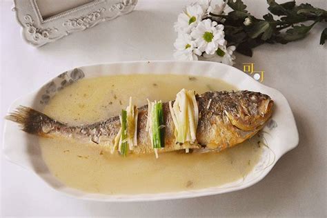上海本帮菜蒜烧黄鱼的家庭做法，肉质细嫩，汤汁浓香，下酒又下饭 - 哔哩哔哩