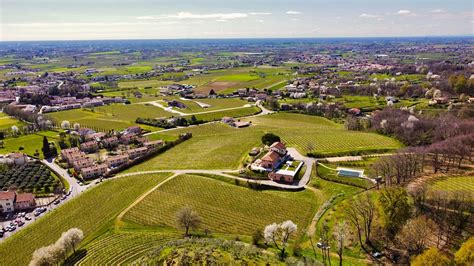 COUNTRY HOUSE GIUSTI ABAZIA (Nervesa della Battaglia) - Guesthouse ...