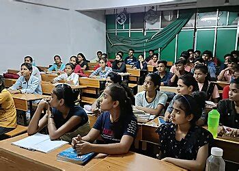 3 Best NEET Coaching in Jabalpur, MP - Expert Recommendations