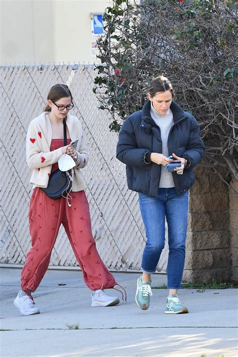 Jennifer Garner joins Ben Affleck, Jennifer Lopez for child's event