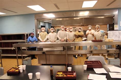 Lorain County Jail inmates help prepare daily meals - Morning Journal