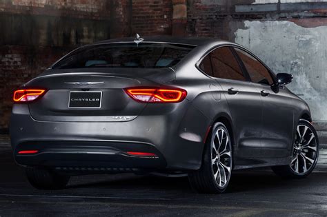 2015 Chrysler 200 Specs, Prices, VINs & Recalls - AutoDetective