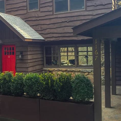 Scotts Outdoors In Jay