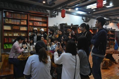 我院留学生赴桂林茶科所参观学习-国际交流处