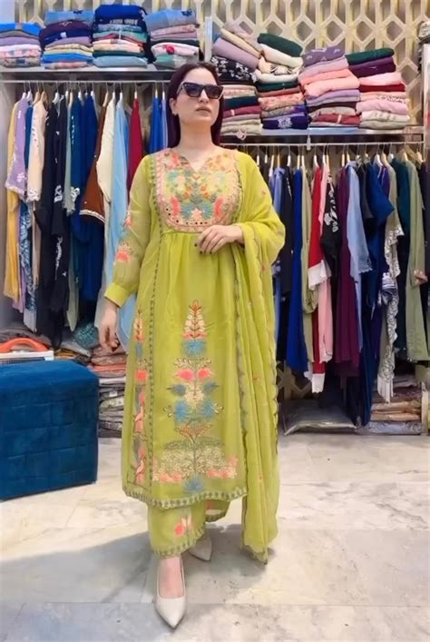 Green Colored Real Mirro Hand Work Pakistani Suit Set Khushbu – Rim Zim ...