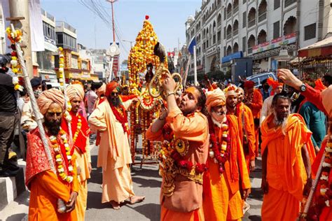 Unseen photos of Haridwar Kumbha Mela 2021 | Times of India Travel