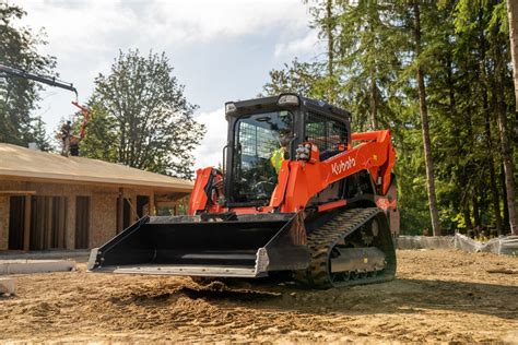 Kubota Canada launches new SVL75-3 compact track loader
