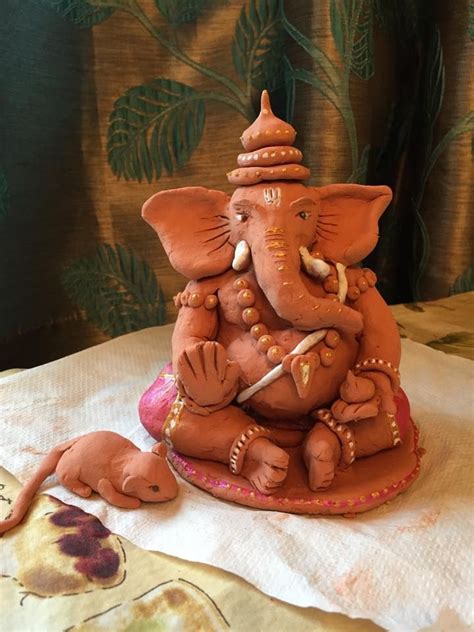 clay ganesha idol