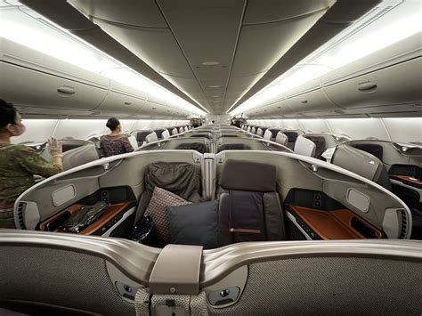 Singapore Airlines Business Class 的图像结果