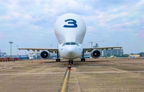 Frenzy among people as Beluga-shaped airbus lands at Mumbai airport ...