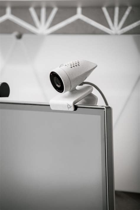 Poly Studio Review 的图像结果