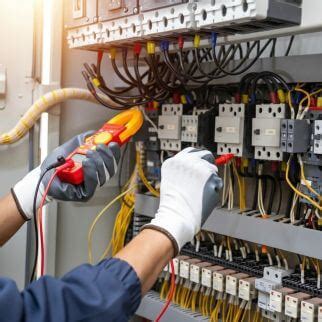 Circuit Breaker Overhauling & Testing Services | KKEC India