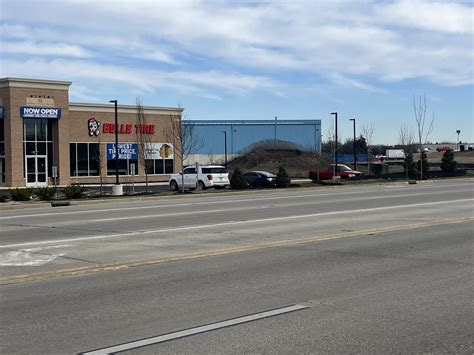 10 Kendall Point dr, Oswego, IL 60543 - Belle Tire out lot | LoopNet