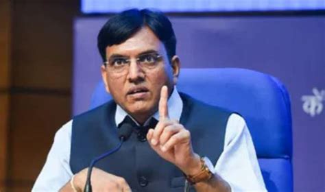मंकीपॉक्स से डरने या घबराने की आवश्यकता नहीं: मनसुख मांडविया