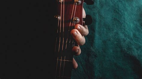Download wallpaper 1920x1080 guitar, tattoo, hand, fingers, strings ...