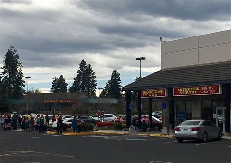 Bend Fred Meyer Complex Evacuated