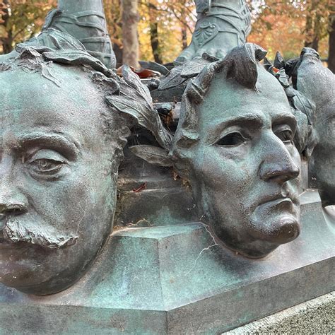 LA STATUE LA MARCHANDE DE MASQUES - All You Need to Know BEFORE You Go ...