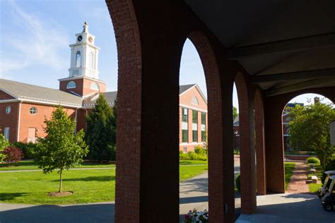 May One-Week Intensive Begins - Bentley University