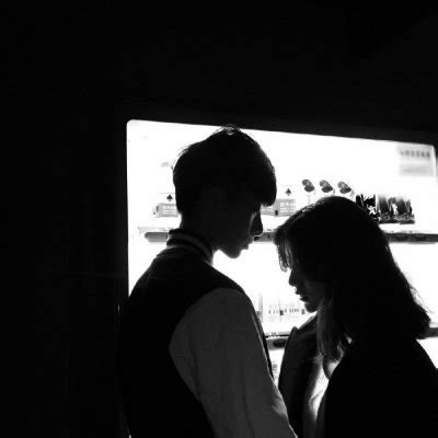 黑色情侣头像黑色情侣头像一男一女2022已更新今日热点