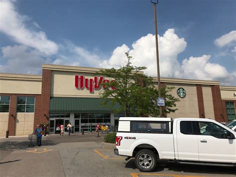 HY-VEE GROCERY STORE - 1914 8th St, Coralville IA - Hours, Directions ...