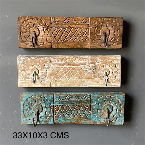 WOODEN WALL HANGER – Indiavintagedecor