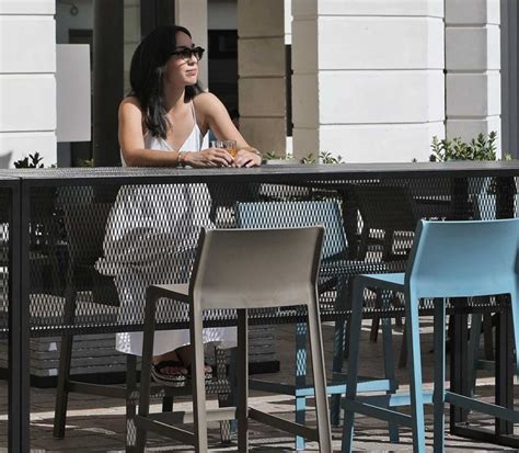 The Importance of Height: Selecting the Right Bar Table for Your ...