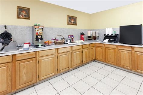 KNIGHTS INN DENTON - Motel Reviews, Photos, Rate Comparison - Tripadvisor