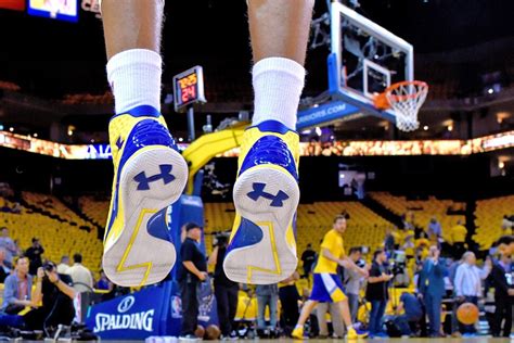 Under Armour Inc (UA, UAA) Tops Low Expectations, But Challenges Remain