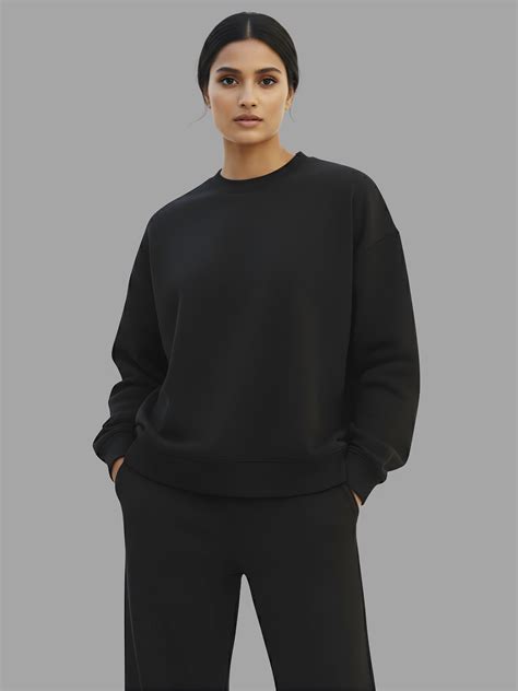Basic Oversized Sweatshirt (Black) – TheBTclub