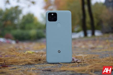 Google Pixel 5 Phone 的图像结果