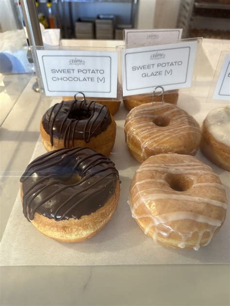 Johnny Doughnuts - Santa Rosa California Bakery - HappyCow
